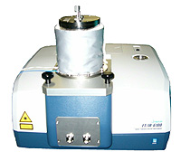 Full vacuum type FTIR gas analysis system